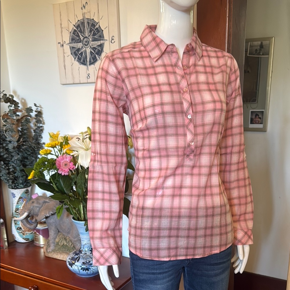 NWT northern reflections size small Plaid Pink Women's Top